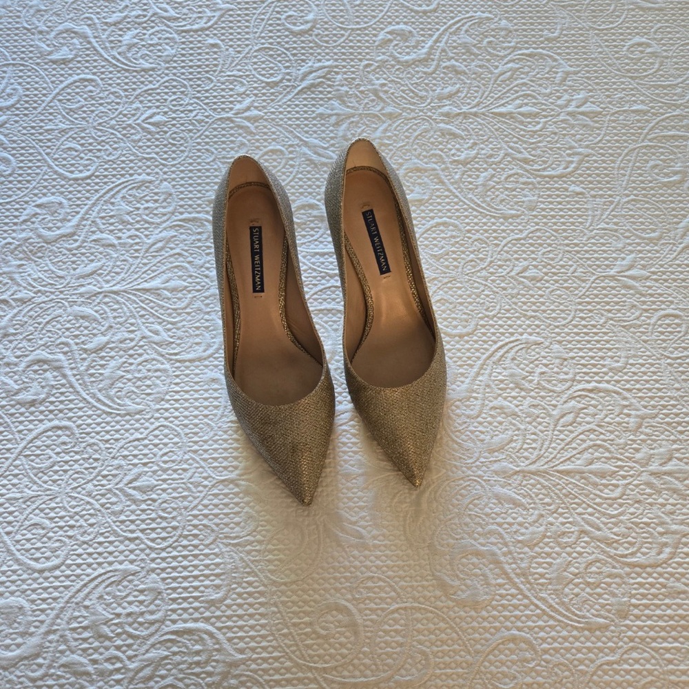 Elegant Gold Women's Heels
